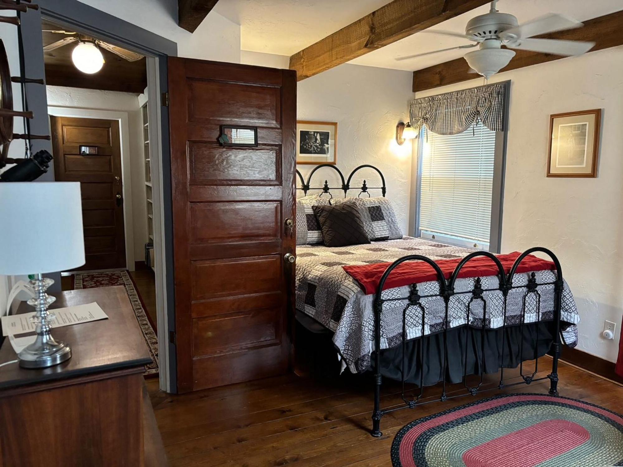 Folkestone Inn Брайсън Сити Стая снимка