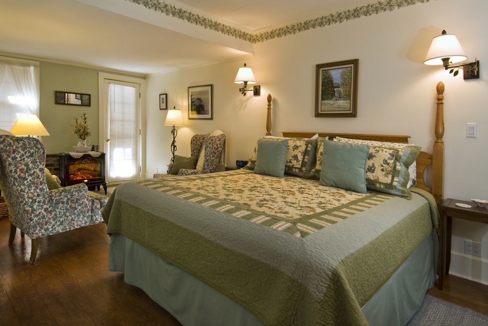 Folkestone Inn Брайсън Сити Екстериор снимка